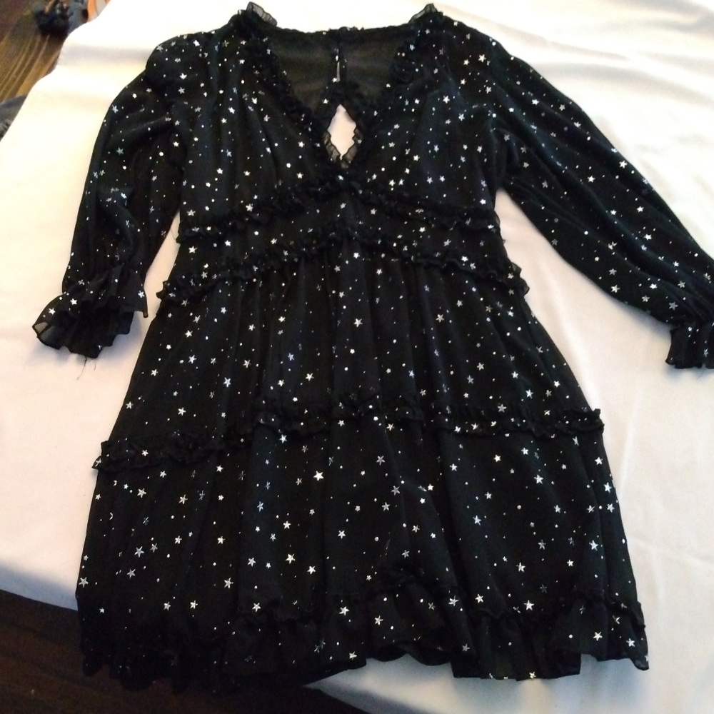 Star v neck mini dress